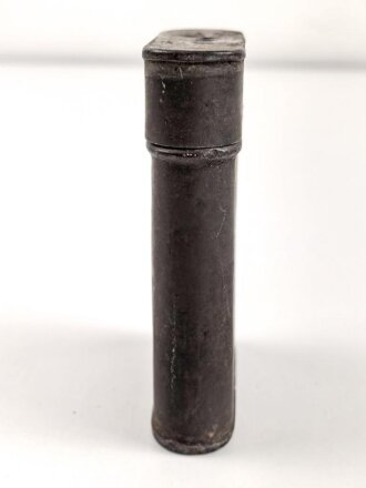 Reinigungsgerät vermutlich um 1900, Maße der Dose etwa 2,5 x 7,5 x 11cm