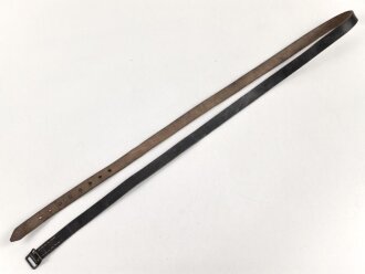 Trageriemen Wehrmacht, schwarzes Leder Breite 2cm, Gesamtlänge 152cm