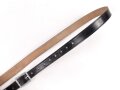 Trageriemen Wehrmacht, schwarzes Leder Breite 2cm, Gesamtlänge 114cm, datiert 1940