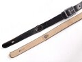 Trageriemen Wehrmacht, schwarzes Leder Breite 2cm, Gesamtlänge 114cm, datiert 1940