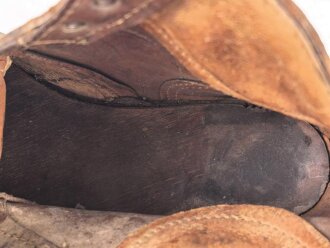 Paar benagelte Schuhe für Mannschaften. Keine Markierung, Sohlenlänge 29,5cm, Alter und Herkunft unbekannt