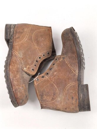 Paar benagelte Schuhe für Mannschaften. Keine...
