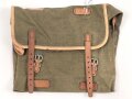 Frankreich wohl 2. Weltkrieg, Tasche/Musette für Koppel, gestempelt, ca. 22 x 27 x 9 cm, ungetragenes Stück