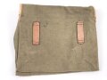 Frankreich wohl 2. Weltkrieg, Tasche/Musette für Koppel, gestempelt, ca. 22 x 27 x 9 cm, ungetragenes Stück