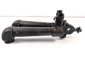 Scherenfernrohr 14 Wehrmacht, nach dem Krieg bei der französischen Armee weitergeführt. Originallack, die Strichplatte ausgebaut. Gute Durchsicht, nicht ganz Vollständig