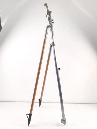 Gestell für ein optisches Gerät der Wehrmacht /...