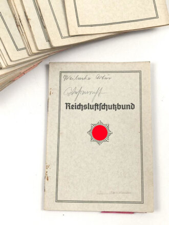 Reichsluftschutzbund Mitgliedsausweis. Orts-Kreisgruppe...