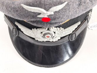 Luftwaffe, Schirmmütze für Mannschaften fliegendes Personal. Getragenes Stück in gutem Zustand, Kopfgrösse 57