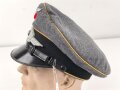 Luftwaffe, Schirmmütze für Mannschaften fliegendes Personal. Getragenes Stück in gutem Zustand, Kopfgrösse 57