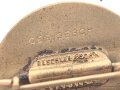 Goldenes Ehrenzeichen der NSDAP, große Ausführung 30mm, Hersteller Deschler & Sohn München" Getragenes Stück in gutem Gesamtzustand, Verleihungsnummer 38048