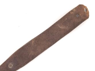 Trageriemen für einen Tornister der Wehrmacht. Oben leicht gekürzt, datiert 1937