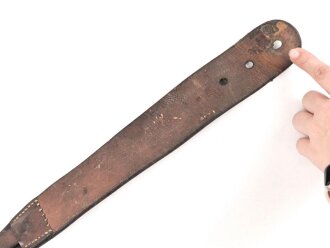 Trageriemen für einen Tornister der Wehrmacht. Datiert 1936, Aluminiumbeschläge