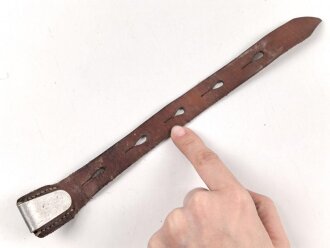 Ersatzteil für einen Tornister  der Wehrmacht , ungeschwärzt, Aluminiumbeschlag
