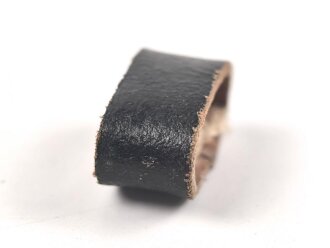 Schieber für einenTrageriemen der Wehrmacht, schwarzes Leder, Innenmaß 20mm