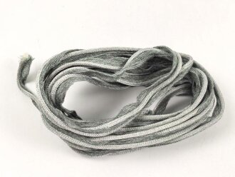 Silberne Litze für Schiffchen und Feldmützen der Wehrmacht. Länge 405cm