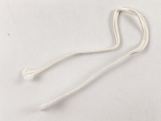 Soutachewinkel weiss für Schiffchen und Feldmützen der Wehrmacht. UV Negativ, Länge 17cm