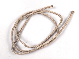Zugband für ein Stahlhelm Innenfutter der Wehrmacht. Länge 56cm, UV negativ