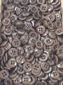 Kunstharzknopf braun.  Durchmesser 14,5 mm. Sie erhalten zehn ( 10 ) Stück