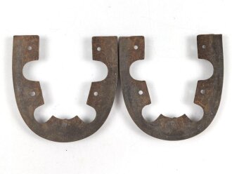 Paar Absatzeisen für Marschstiefel der Wehrmacht. Breite an der offenen Seite außen gemessen 77mm