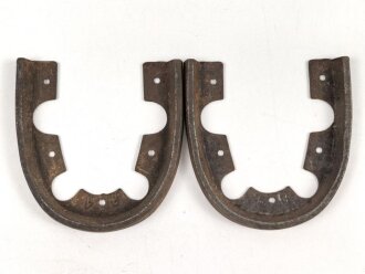 Paar Absatzeisen für Marschstiefel der Wehrmacht. Breite an der offenen Seite außen gemessen 77mm