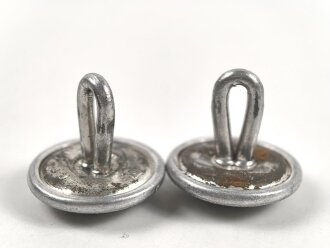 2 x  silberner Knopf mit langer Öse Wehrmacht. Durchmesser 21mm