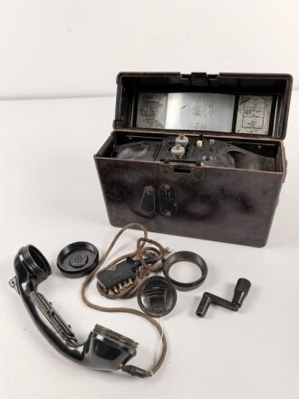 Feldfernsprecher 33 Wehrmacht. Gebraucht, datiert 1943,...