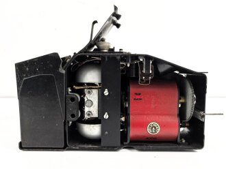Feldfernsprecher 33 Wehrmacht. Gebraucht, datiert 1942, Funktion nicht geprüft