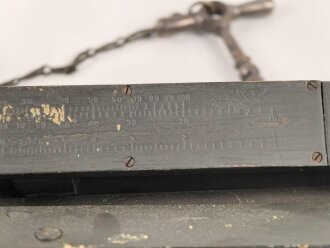 Gestell für einen Entfernungsmesser . Guter Gesamtzustand, keine Herstellermarkierung, Originallack ?