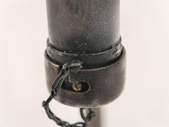 Gestell für einen Entfernungsmesser . Guter Gesamtzustand, keine Herstellermarkierung, Originallack ?