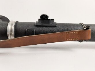 Entfernungsmesser 36 der Wehrmacht, Hersteller fwq 1942. Gute Durchsicht, vermutlich überlackiertes Stück. Gängig, Gummi weich