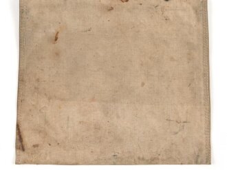 Aufbewahrungstasche Wehrmacht. Maße 29 x 49cm, Hersteller und 1941 gestempelt, ungereinigt