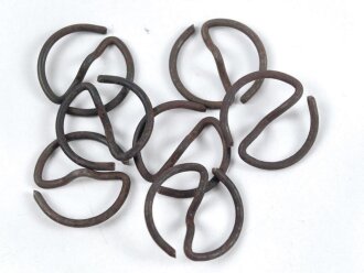 Sieben S-Ringe für Uniformen