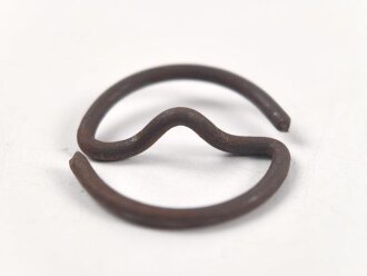 Sieben S-Ringe für Uniformen