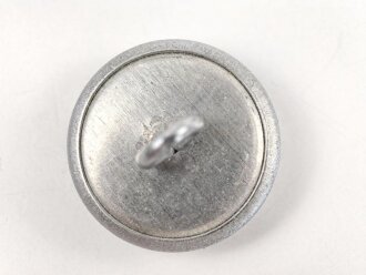 3 x Knopf silber Wehrmacht auf originaler Pappunterlage. Durchmesser je 21mm