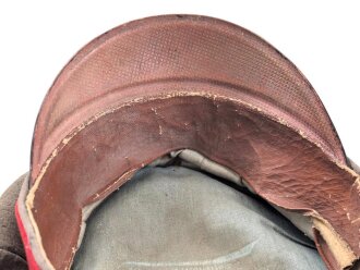 1. Weltkrieg, feldgraue Schirmmütze. Ungereinigter Fundzustand