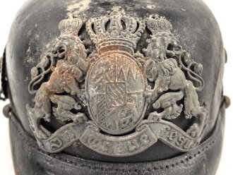 Bayern 1.Weltkrieg, feldgraue Pickelhaube für Mannschaften. Ungereinigter Fundzustand, datiert 1916