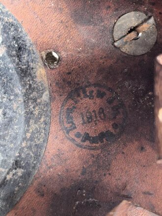 Bayern 1.Weltkrieg, feldgraue Pickelhaube für Mannschaften. Ungereinigter Fundzustand, datiert 1916