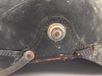 Bayern 1.Weltkrieg, feldgraue Pickelhaube für Mannschaften. Ungereinigter Fundzustand, datiert 1916