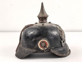 Bayern 1.Weltkrieg, feldgraue Pickelhaube für Mannschaften. Ungereinigter Fundzustand, datiert 1916