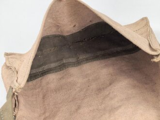Tasche mit Trageriemen Wehrmacht. Maße etwa 30 x 40 x 7cm