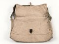 Tasche mit Trageriemen Wehrmacht. Maße etwa 30 x 40 x 7cm