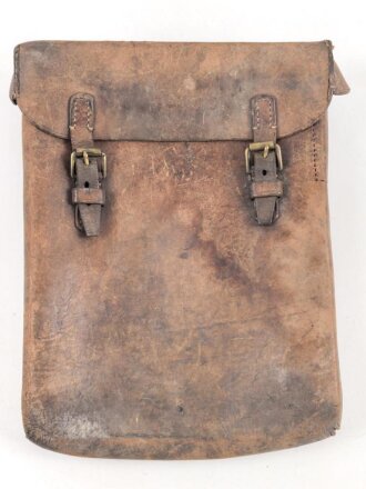 Ledertasche mit Buntmetallbeschlägen. Maße...