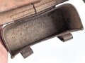 Koppeltasche für Sanitätspersonal. Keine Stempelung, Maße 8 x 18 x 9,5cm