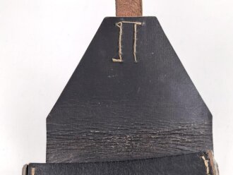 Ledertasche  Wehrmacht aus Ersatzmaterial , keine Markierungen. Ungereinigtes Stück, Maße etwa  14 x 22 x 3,5cm