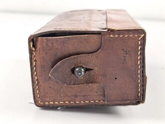 Koppeltasche für Sanitätspersonal. Keine Stempelung, Maße 17 x 6,5 x 9cm