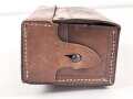Koppeltasche für Sanitätspersonal. Keine Stempelung, Maße 17 x 6,5 x 9cm