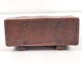 Koppeltasche für Sanitätspersonal. Keine Stempelung, Maße 17 x 6,5 x 9cm