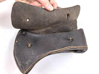 Frankreich 1.Weltkrieg, Lederfutteral für ein Handbeil, guter Gesamtzustand, Leder weich