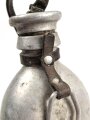 Ungarn, Feldflasche mit Becher, dieser datiert 1943