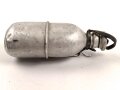 Ungarn, Feldflasche mit Becher, dieser datiert 1943